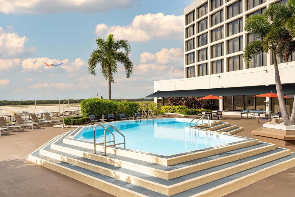 Tampa Airport Marriott Main image